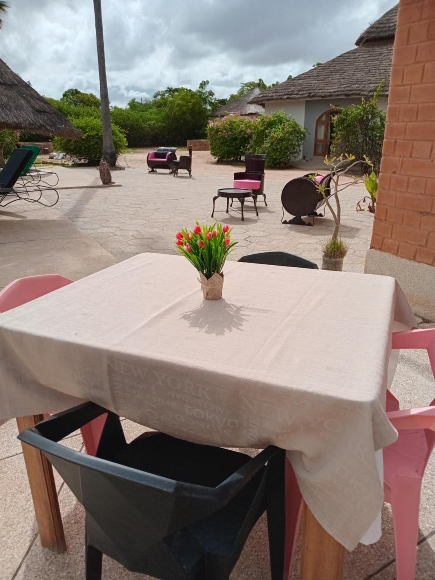 Baobab Lodge Fadial Exterior photo